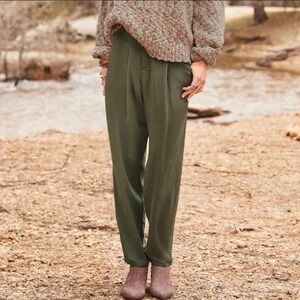 Sundance Westport pants classic pleating tencel green spring office casual